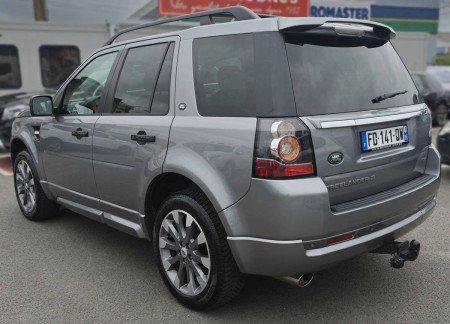 Land-Rover 